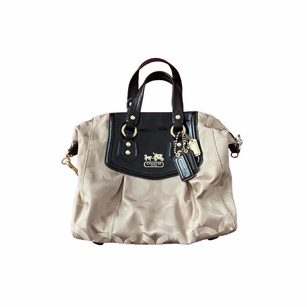 VERY GOOD CONDITION COACH BAG
